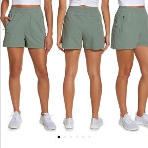 Sweaty Betty - Summit Water Resistant Hiking Shorts